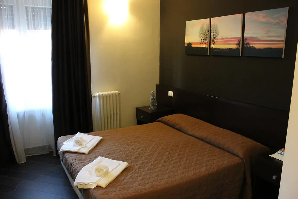 B&B Fanzago Bergamo 2*,  Italy
